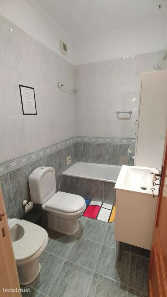 Quarto - localizado em Oeiras Lisbon - Grande imagem: 5/20