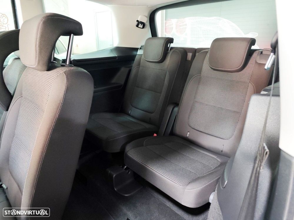 VW Sharan 2.0 TDI Blue Confortline DSG - 16