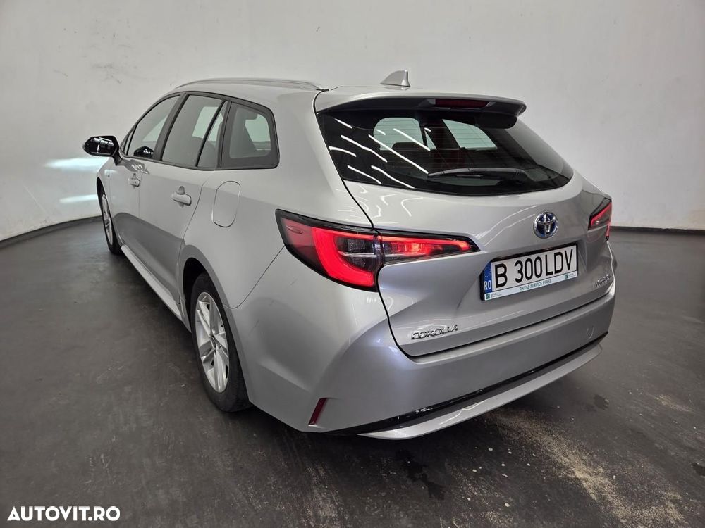Toyota Corolla 1.8 Hybrid Comfort - 5