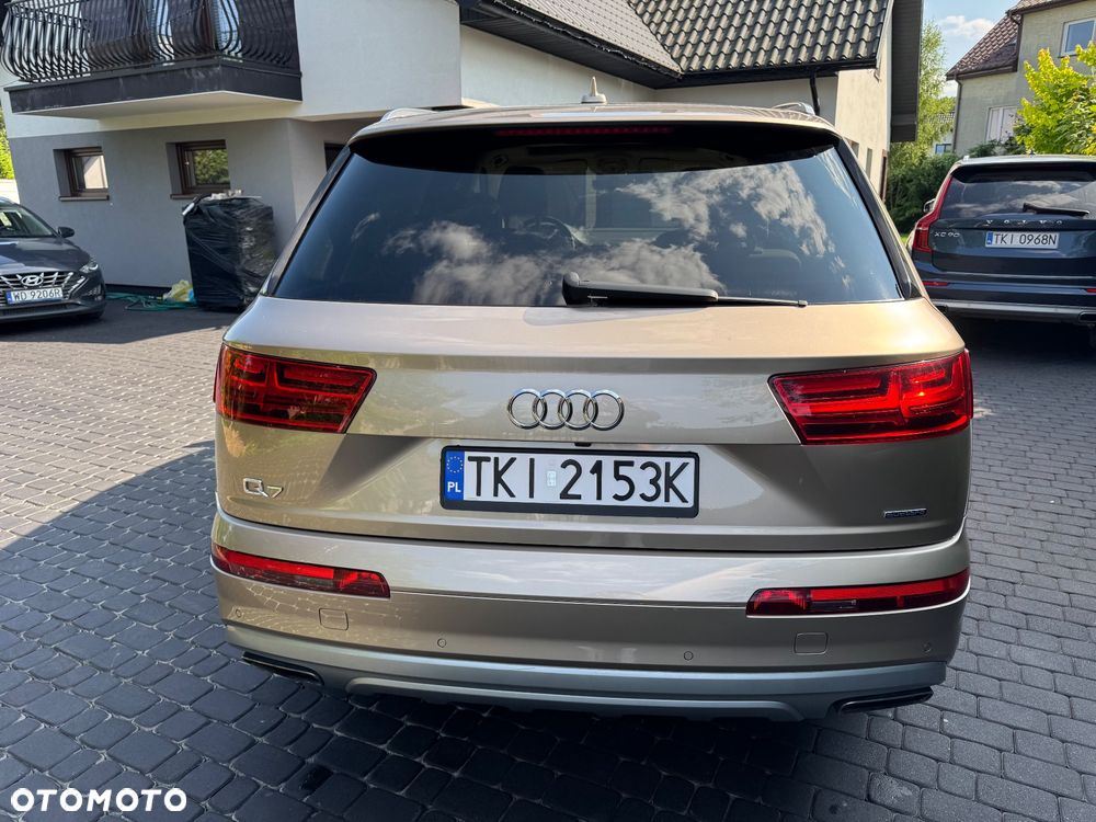Audi Q7 3.0 TFSI Quattro Tiptronic - 5