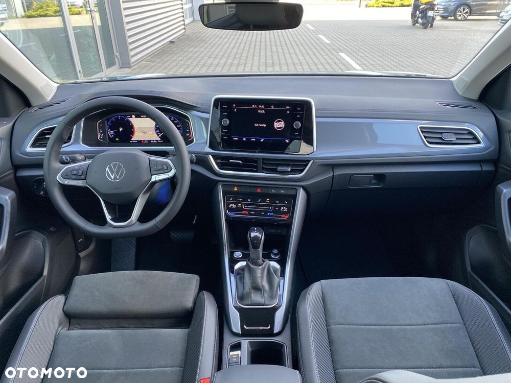 Volkswagen T-Roc - 24