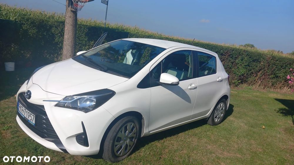 Toyota Yaris - 1