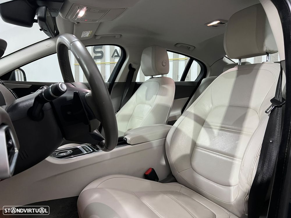 Jaguar XE 2.0 D Portfolio Aut. - 21
