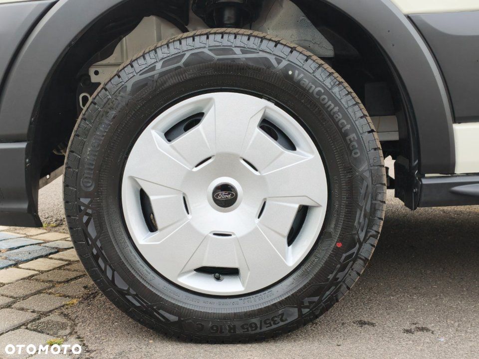 Ford Transit - 19