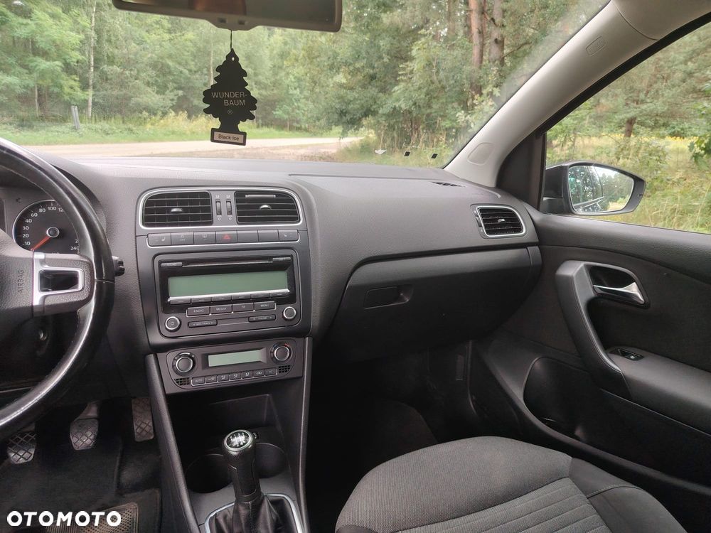Volkswagen Polo - 6