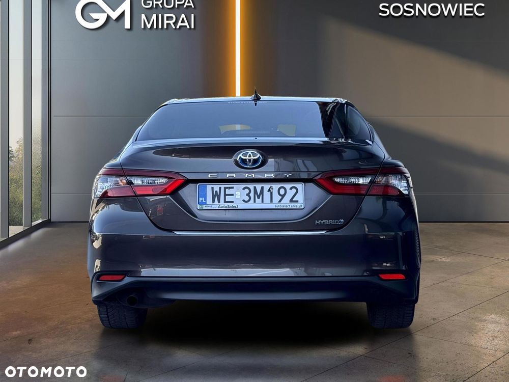 Toyota Camry 2.5 Hybrid Prestige CVT - 4