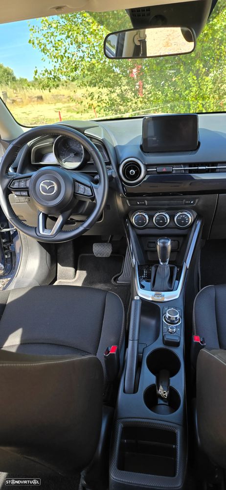 Mazda 2 - 10