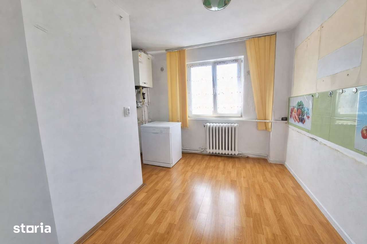 4 camere de vanzare, 81 mp, in Manastur, zona str. G. Alexandrescu — fotografia 3