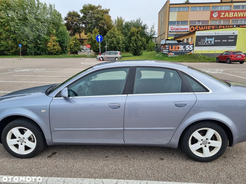 Audi A4 Limousine 2 - 5