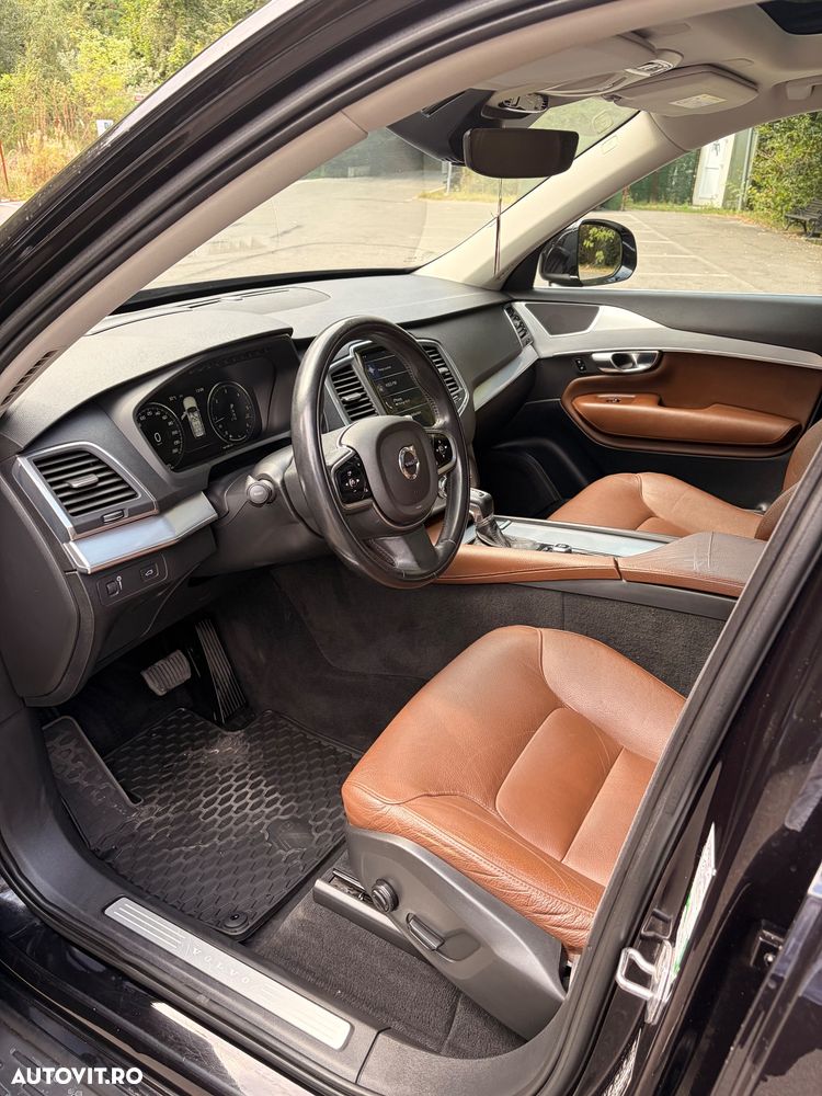 Volvo XC 90 - 10