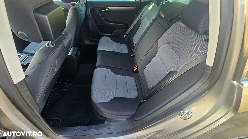 Volkswagen Passat 2.0 TDI BlueMotion Technology DSG Comfortline - 6