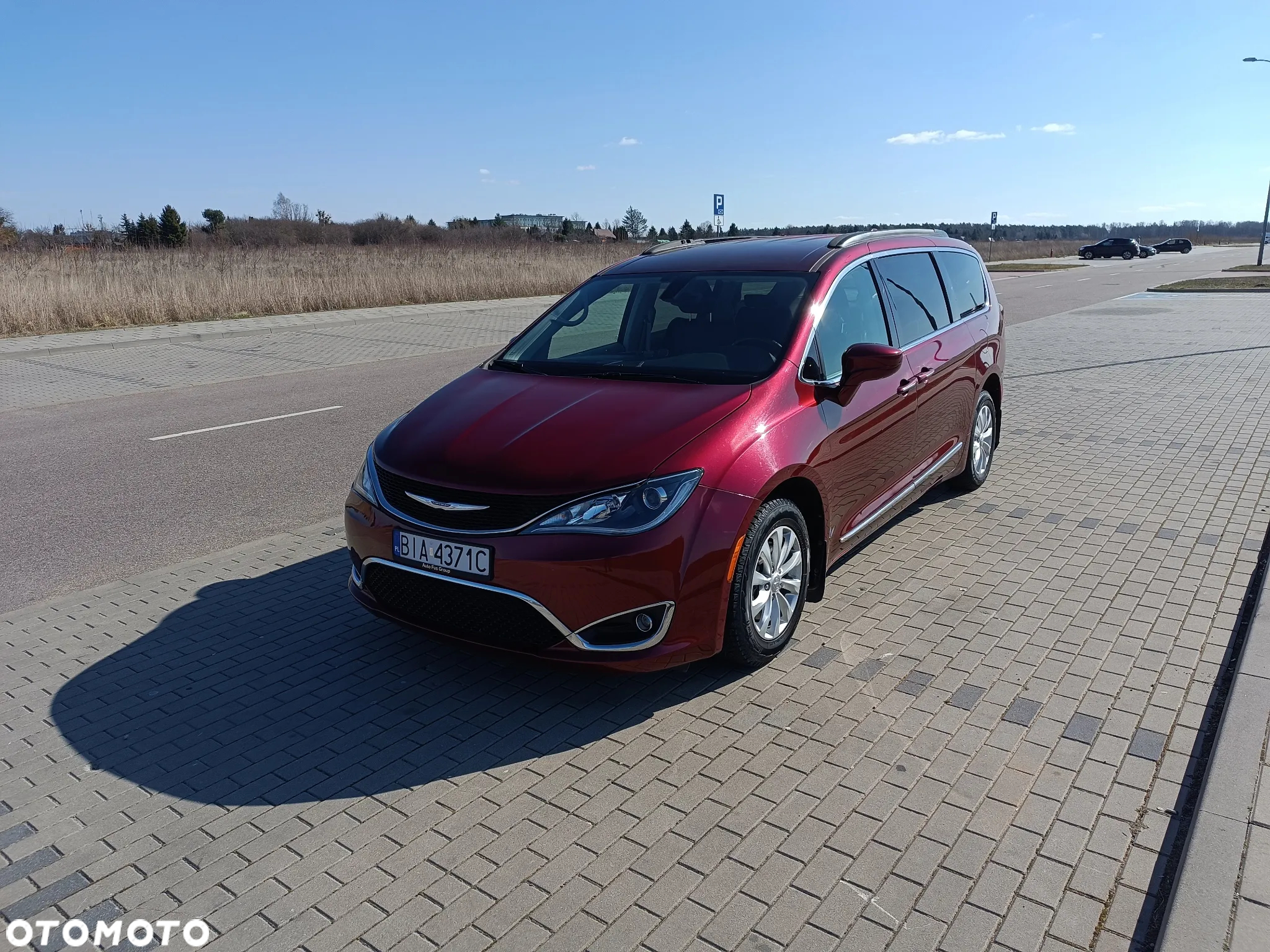Chrysler Pacifica - 5