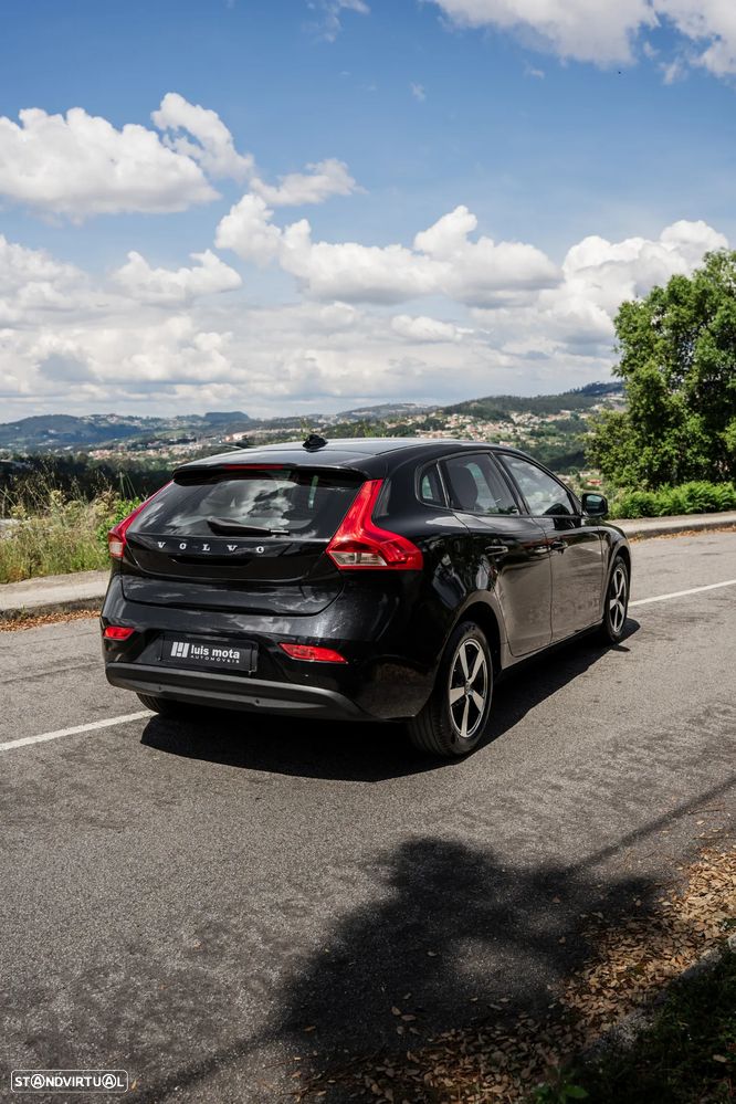 Volvo V40 D2 - 16