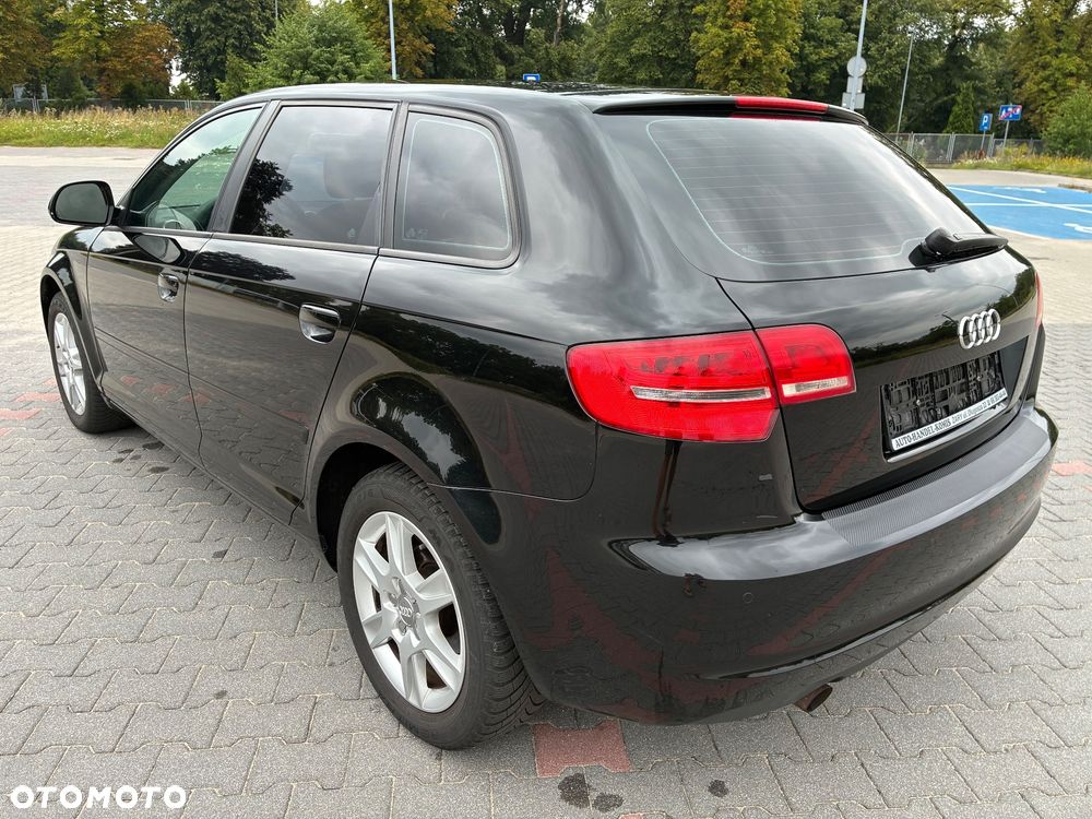 Audi A3 Sportback - 5