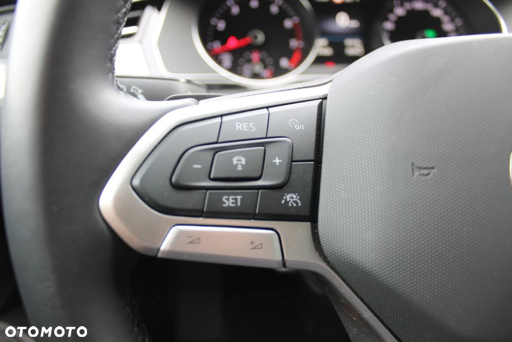 Volkswagen Passat 1.5 TSI EVO Business DSG - 17