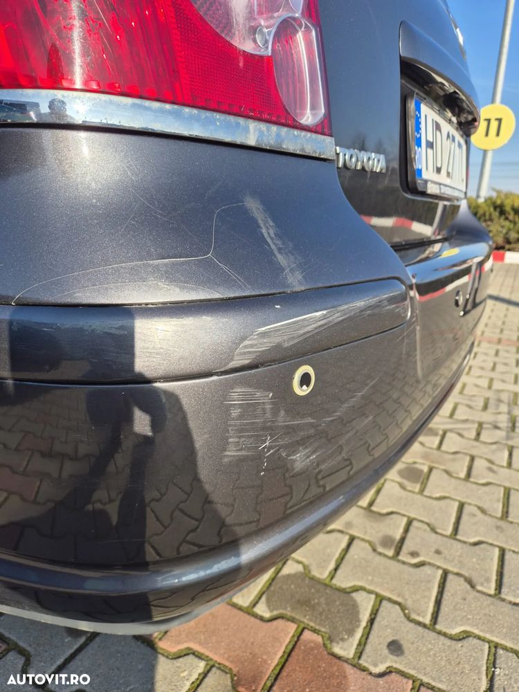 Toyota Avensis 2.0 Sedan Executive - 5