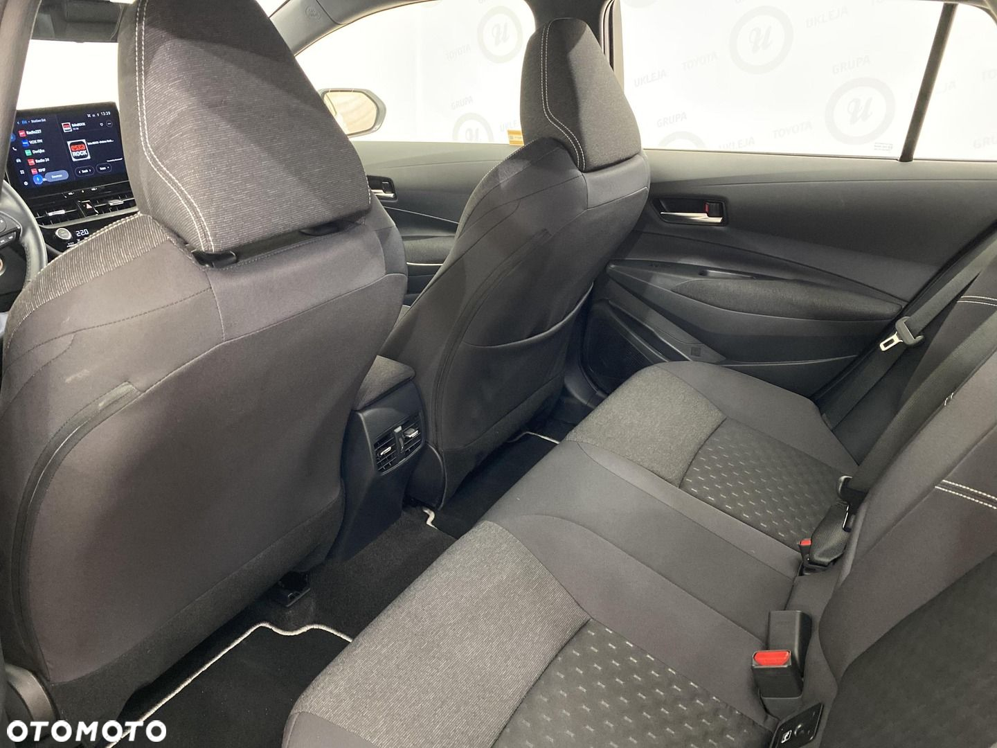 Toyota Corolla - 11