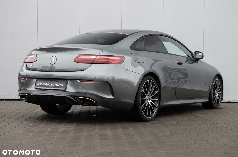 Mercedes-Benz Klasa E 200 9G-TRONIC - 10