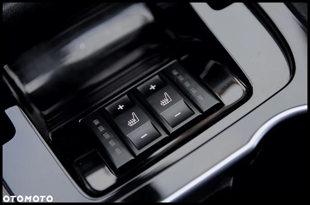 Ford S-Max 2.0 TDCi DPF Titanium X - 34