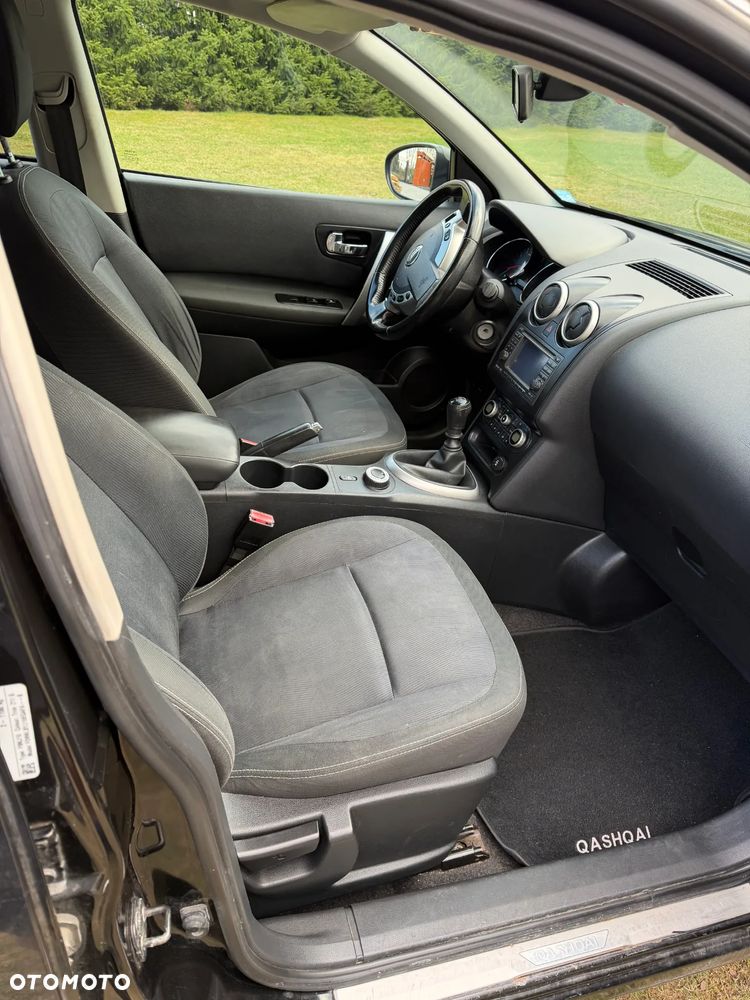 Nissan Qashqai - 11