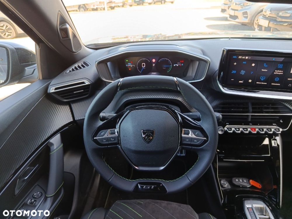 Peugeot 2008 - 16