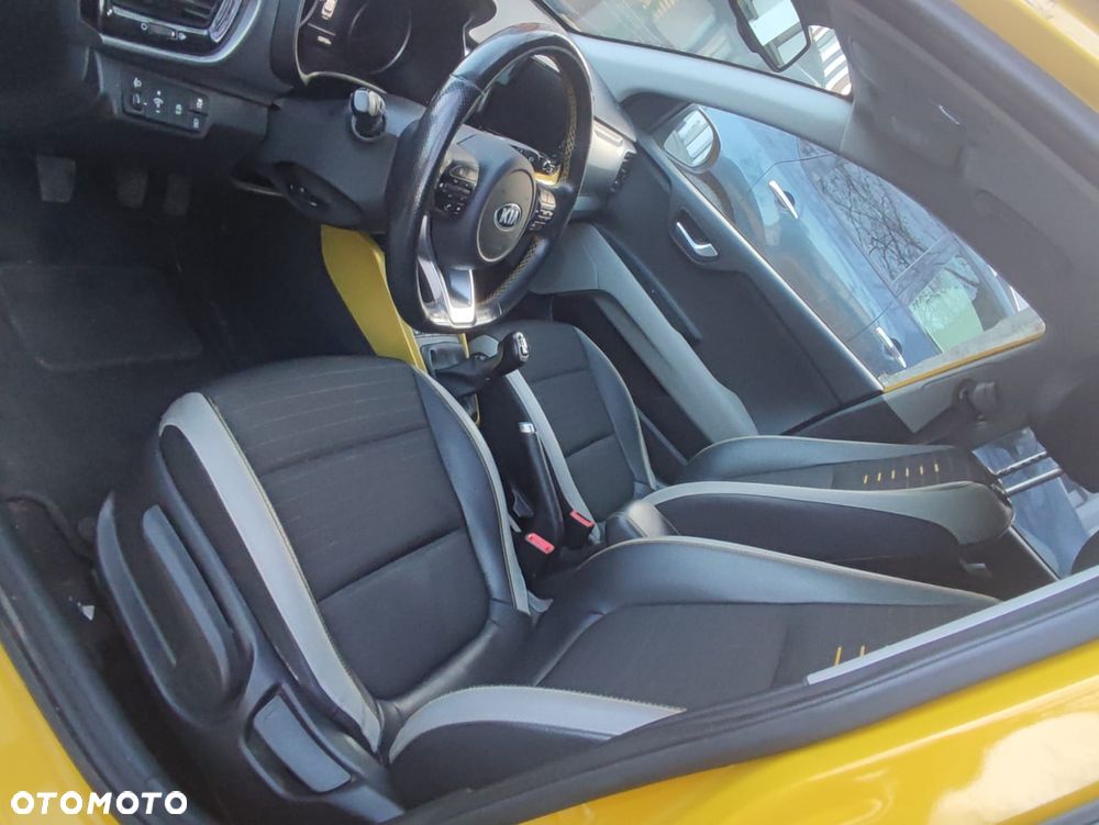 Kia Stonic 1.0 T-GDI MHEV L Business Line - 27