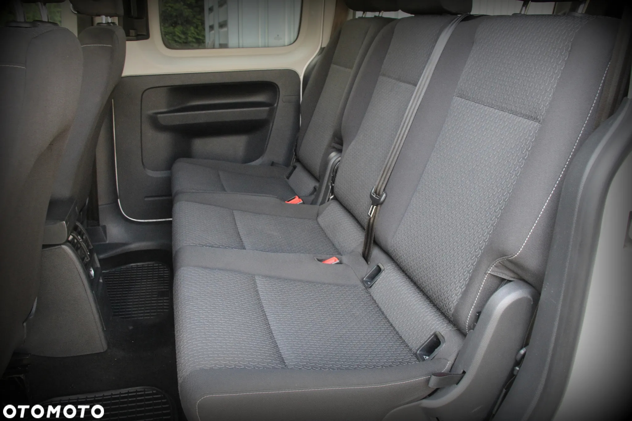 Volkswagen Caddy Maxi 2.0 TDI - 13