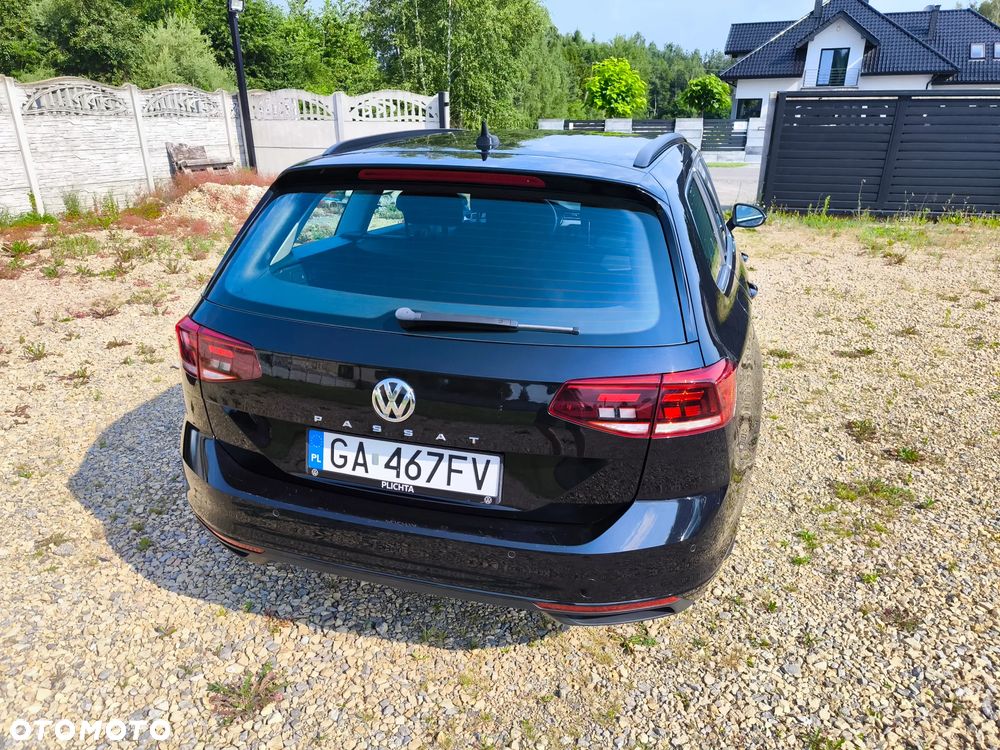 Volkswagen Passat 2.0 TSI Business DSG - 7