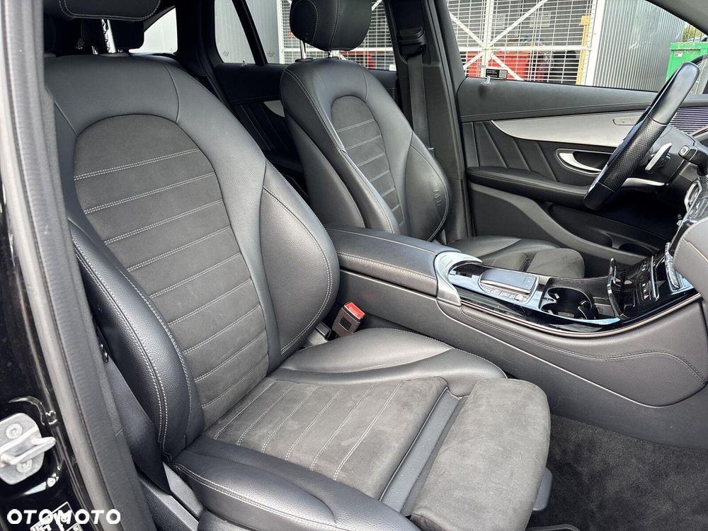 Mercedes-Benz EQC - 18