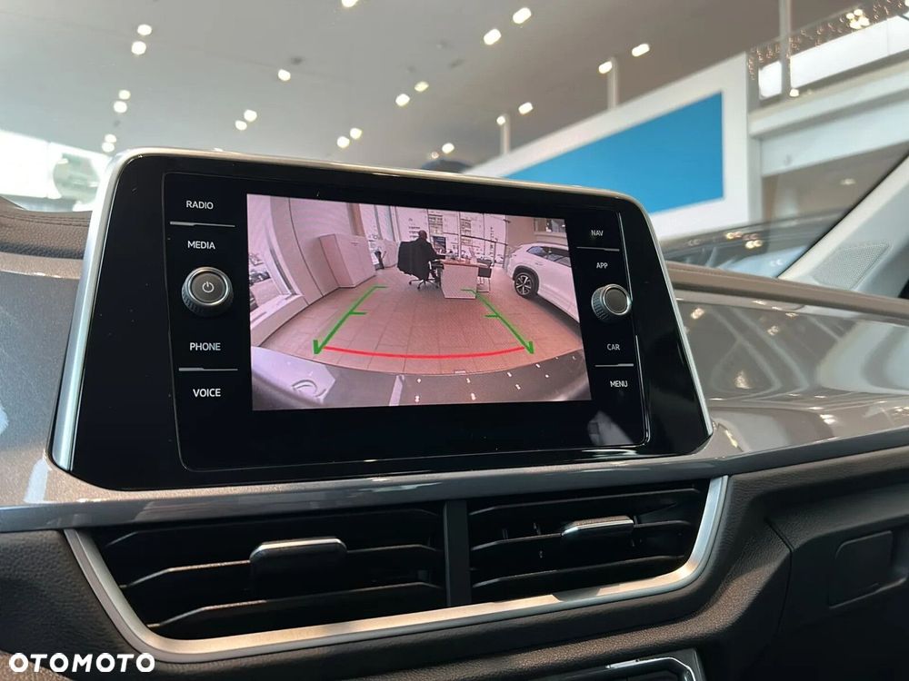 Volkswagen T-Roc - 19