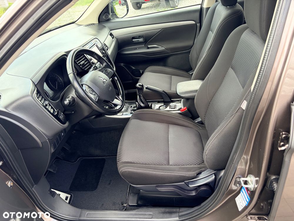 Mitsubishi Outlander 2.0 2WD Edition 100 - 6
