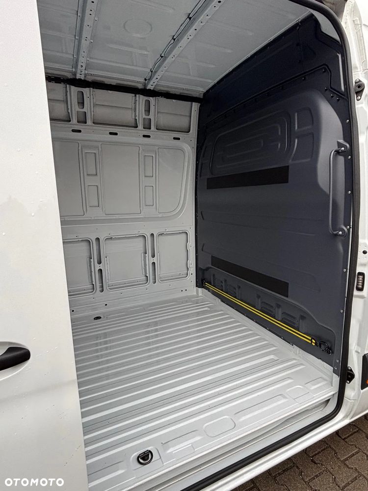 Mercedes-Benz SPRINTER - 5