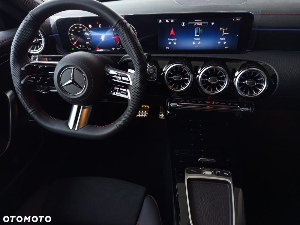 Mercedes-Benz CLA - 8