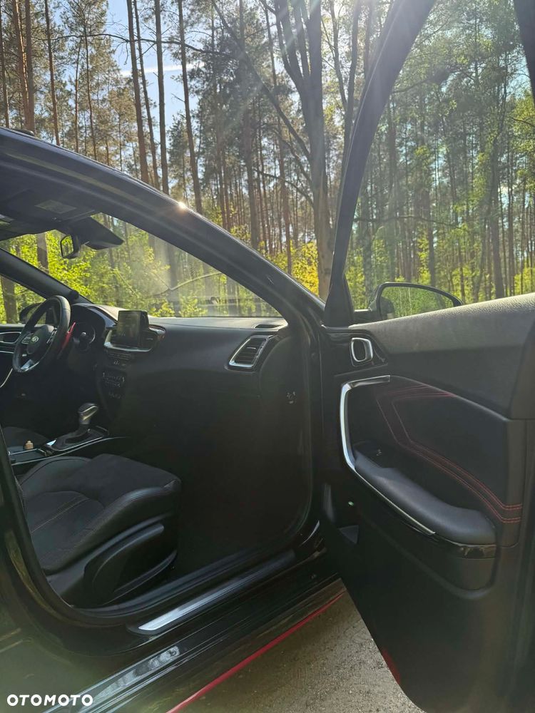 Kia Ceed 1.6 T-GDI DCT7 OPF GT - 24