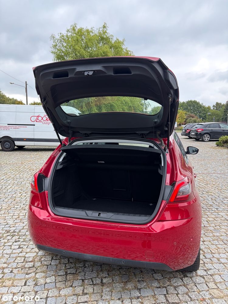 Peugeot 308 BlueHDi 130 Allure Pack - 28