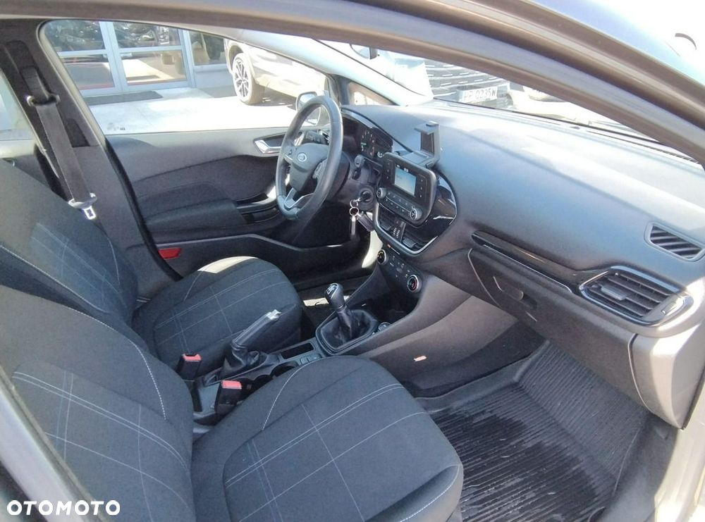 Ford Fiesta - 15