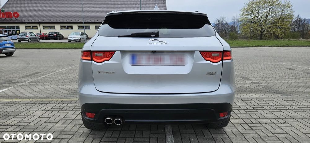 Jaguar F-Pace 20d AWD Prestige - 6