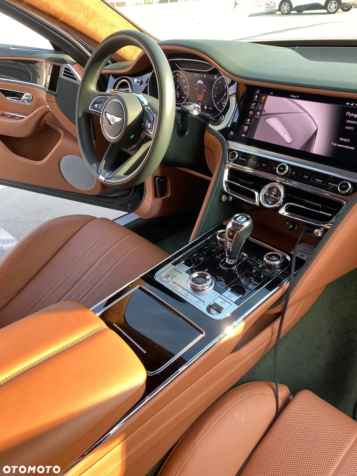Bentley Flying Spur New V8 - 13