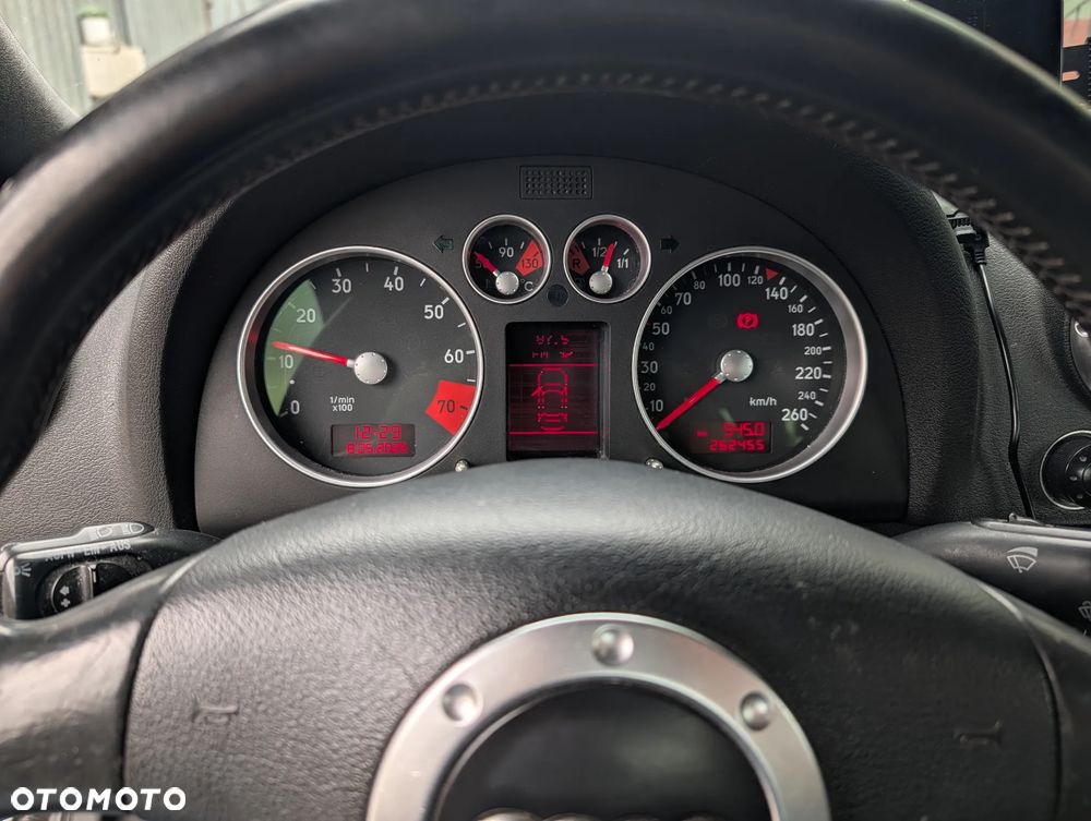 Audi TT Roadster 1.8 T quattro - 7