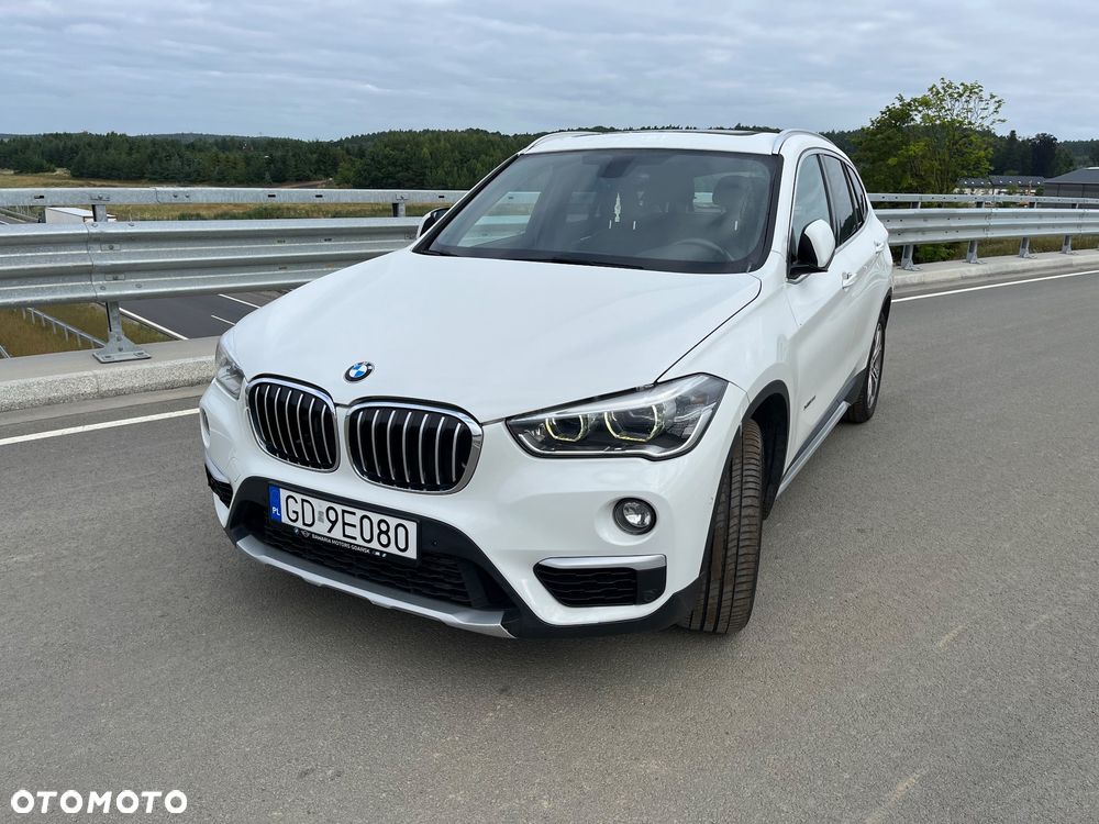BMW X1 xDrive28i xLine - 4