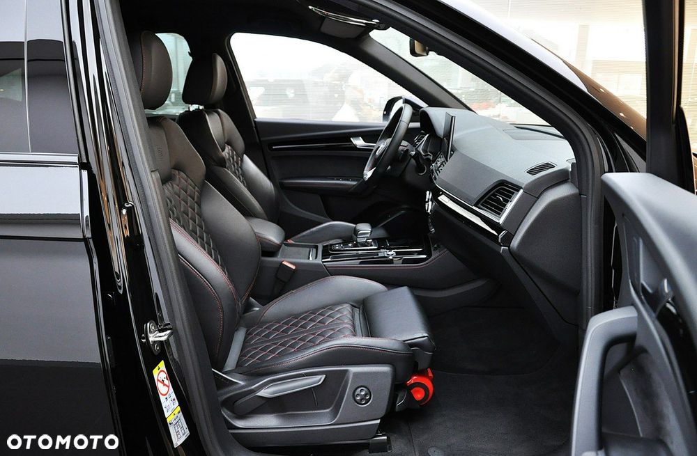 Audi Q5 Sportback - 26