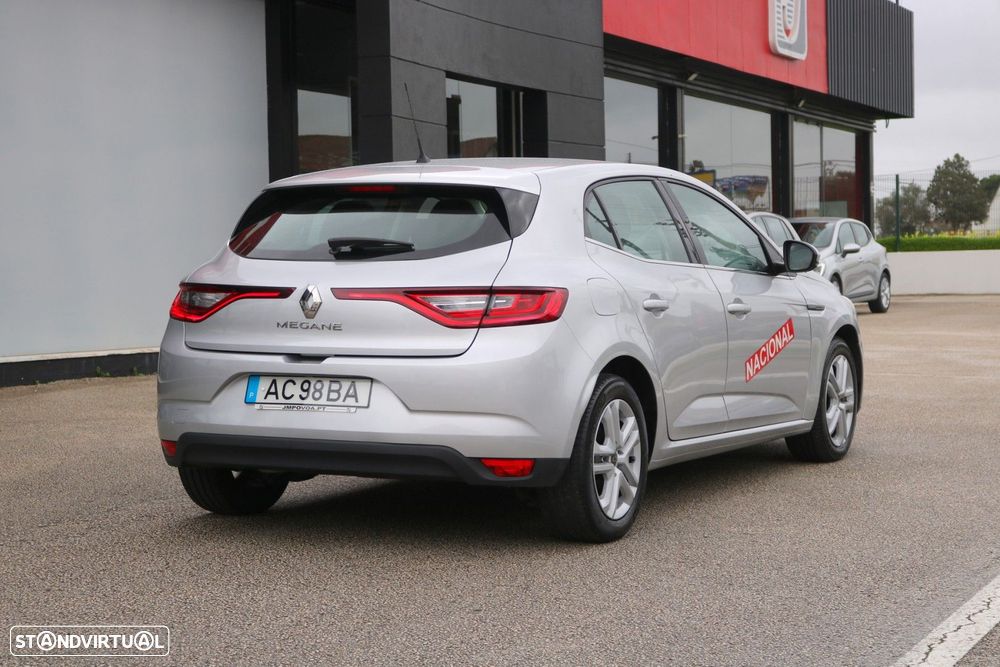 Renault Mégane 1.5 Blue dCi Zen - 9