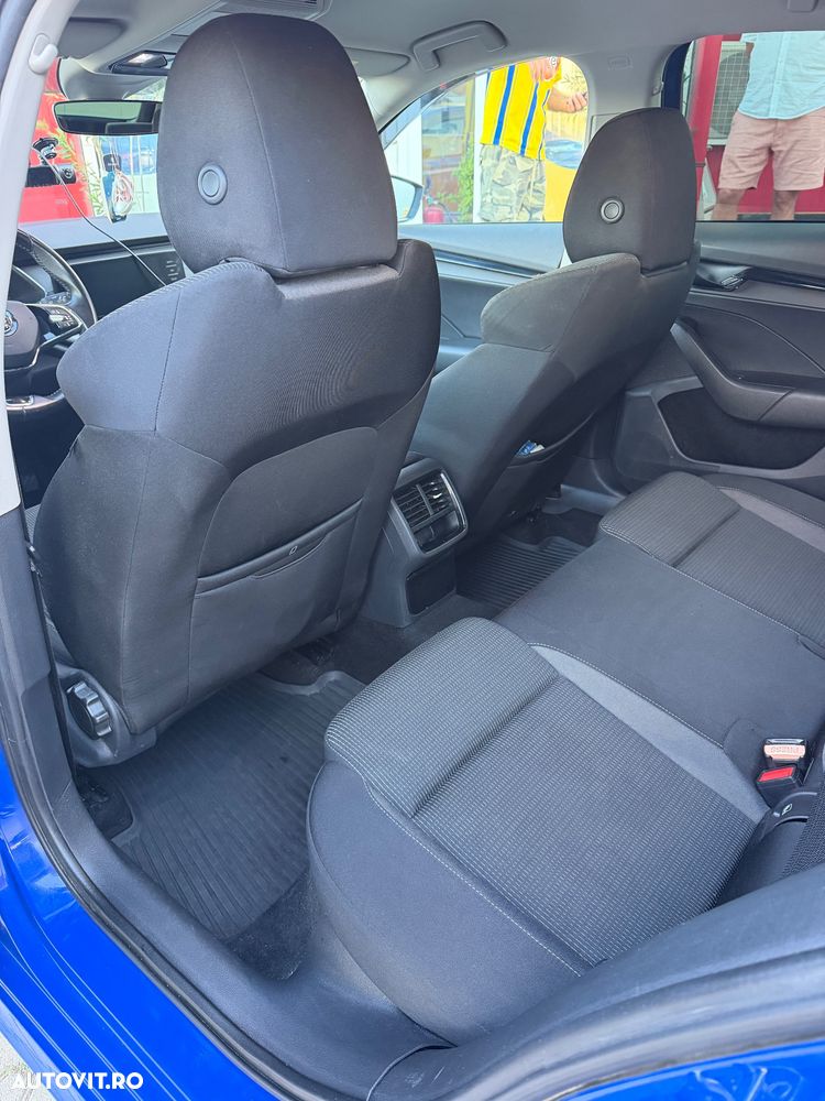 Skoda Octavia 2.0 TDI Ambition - 6