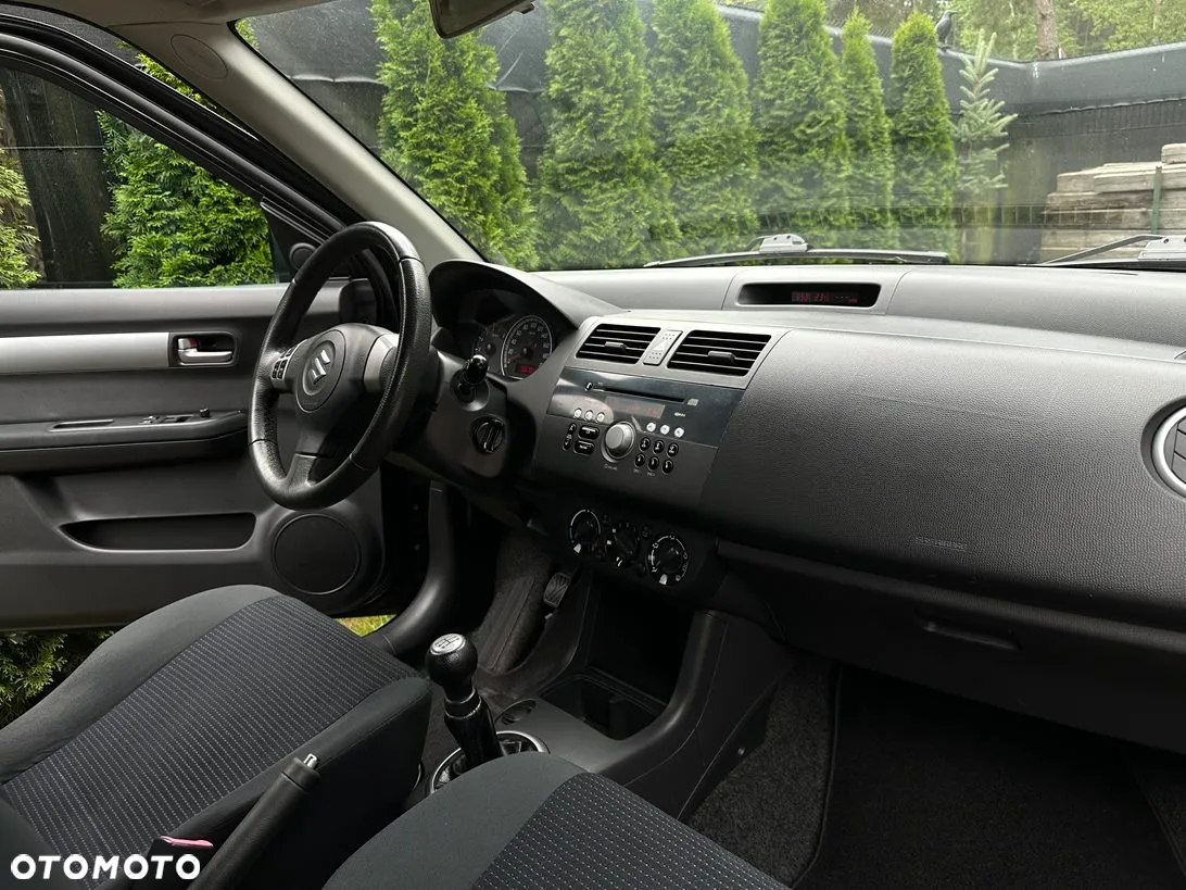 Suzuki Swift 1.3 GS - 22