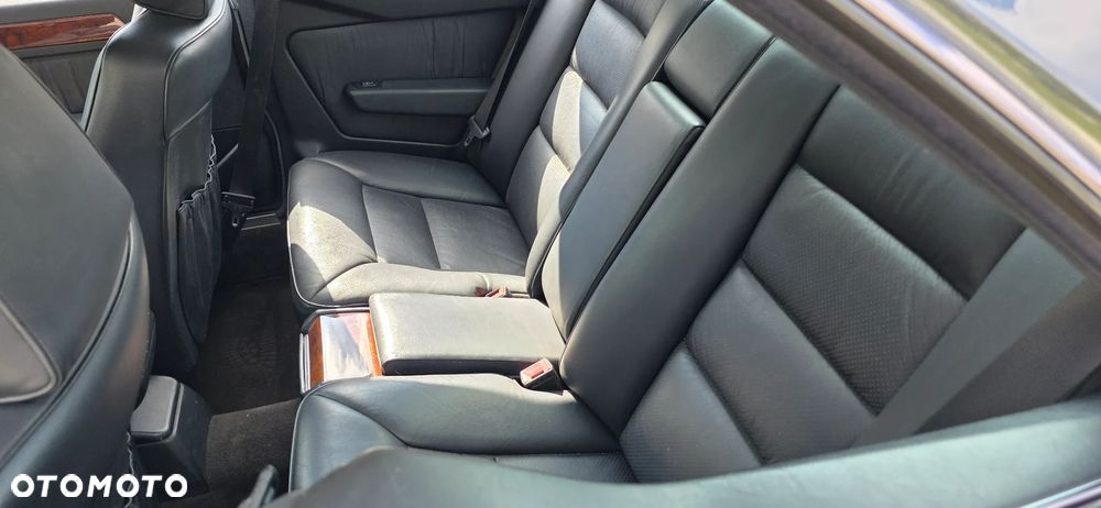 Mercedes-Benz W124 (1984-1993) - 13