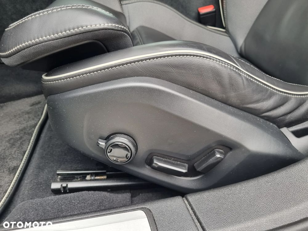 Volvo S60 T4 R-Design - 25