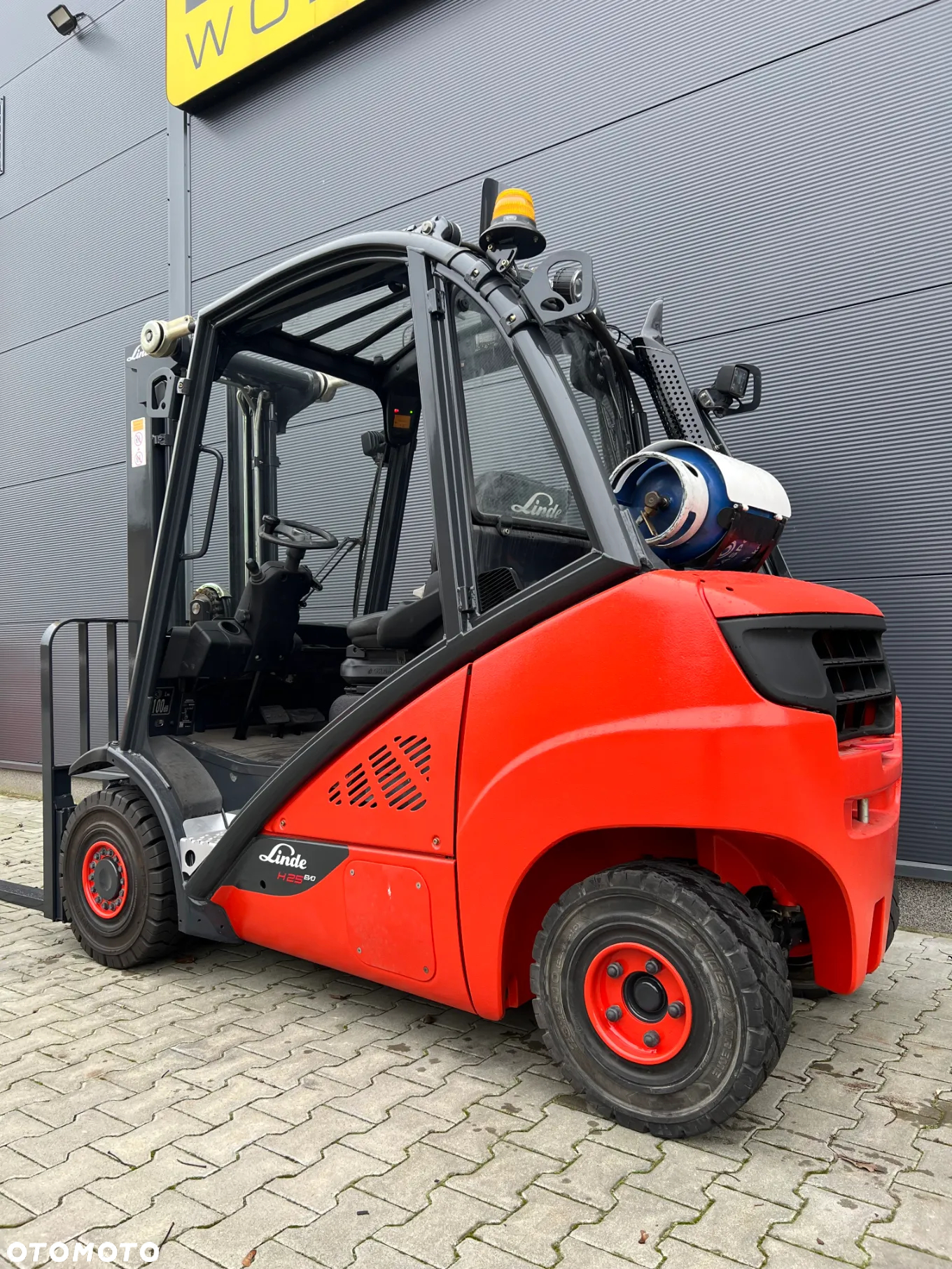 Linde H25T-02 - 5