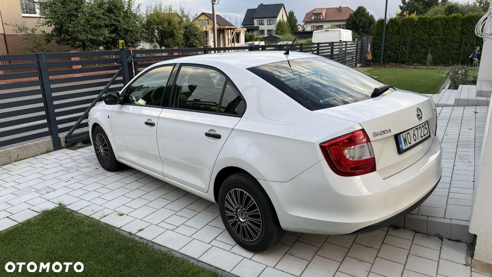 Skoda RAPID 1.2 Active - 4