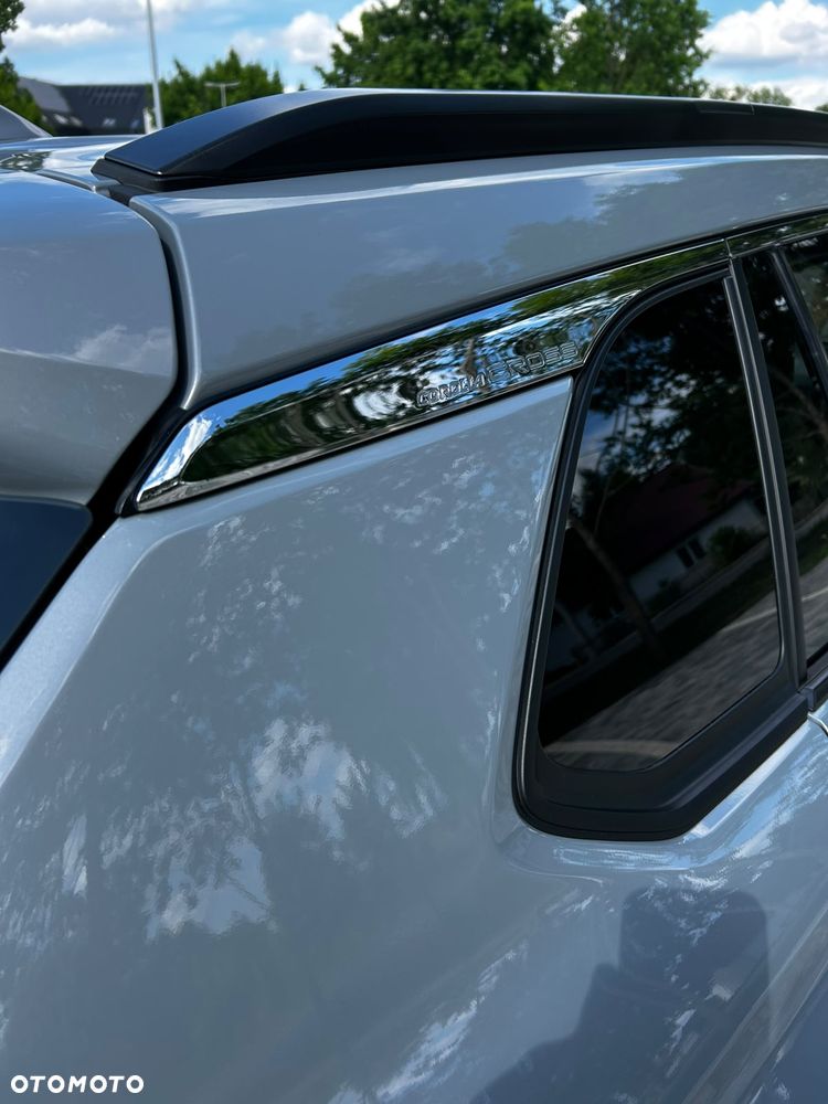 Toyota Corolla Cross 2.0 Hybrid Comfort - 10