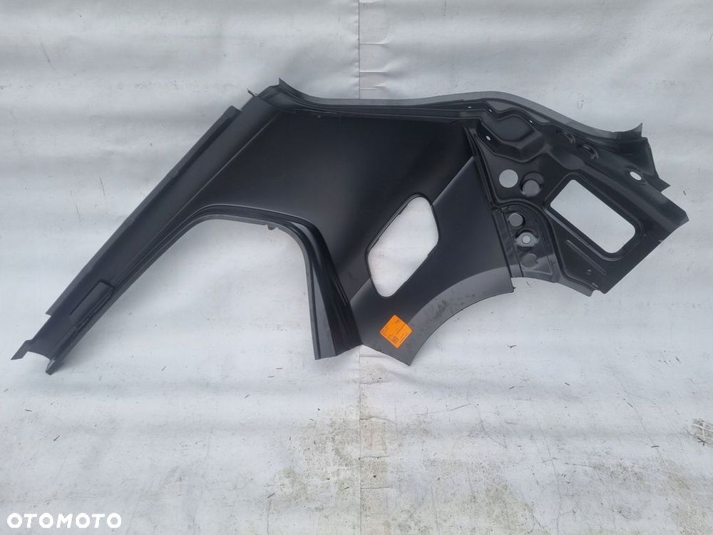 BŁOTNIK TYŁ TYLNY PRAWY VW GOLF VIII HB 20- ORG - 3